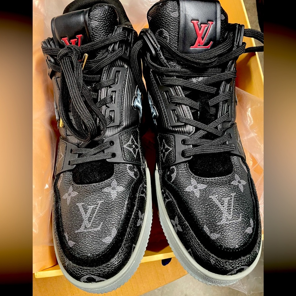 LV Monogram Eclipse Trainer Sneakers